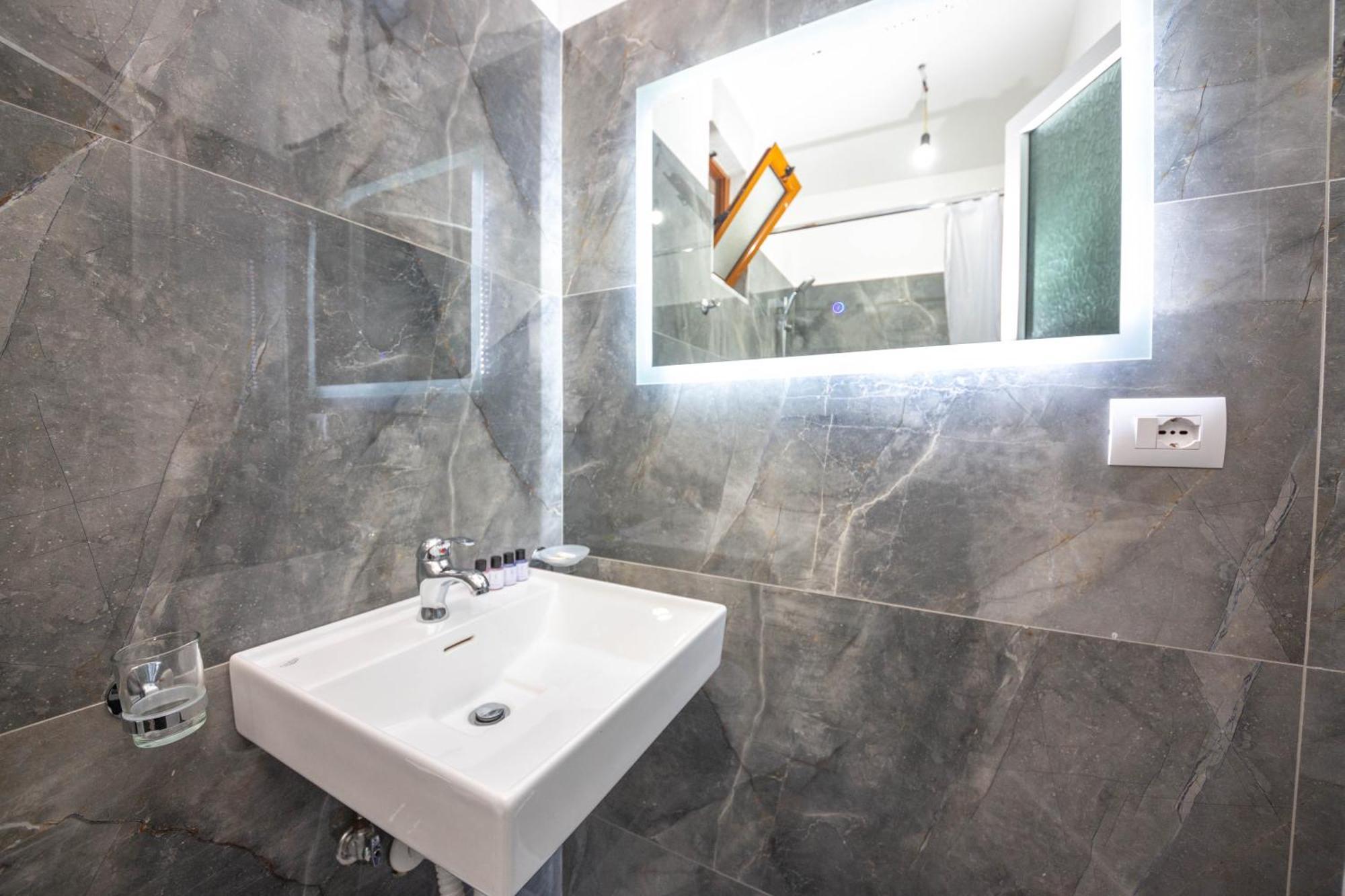 Enel Villa Sarande Exterior photo
