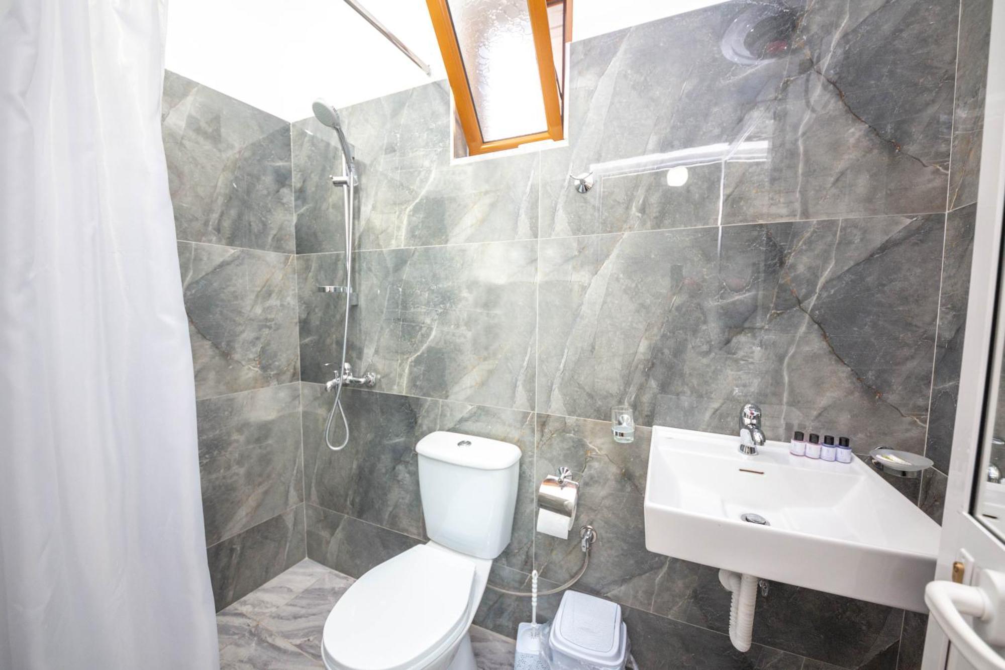 Enel Villa Sarande Exterior photo