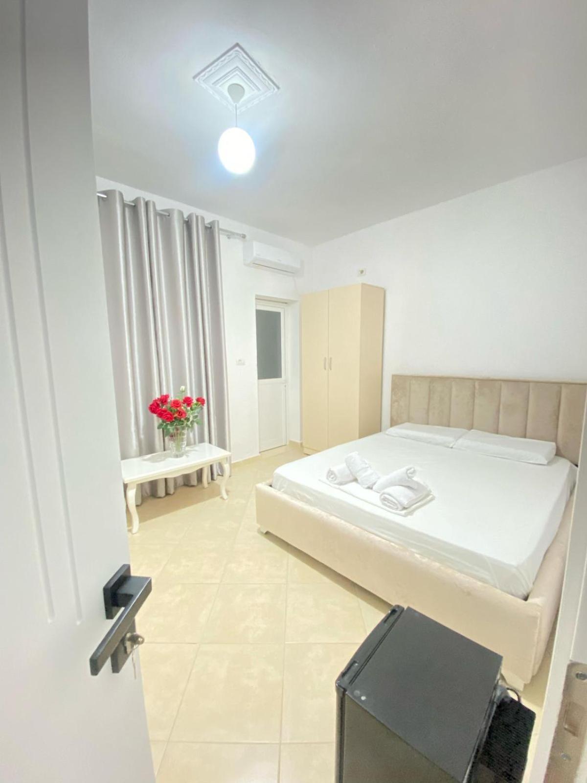 Enel Villa Sarande Exterior photo